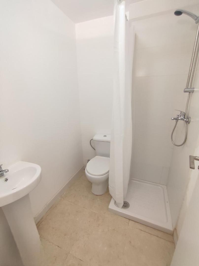 Cardenosa Habitaciones Madrid Exterior photo