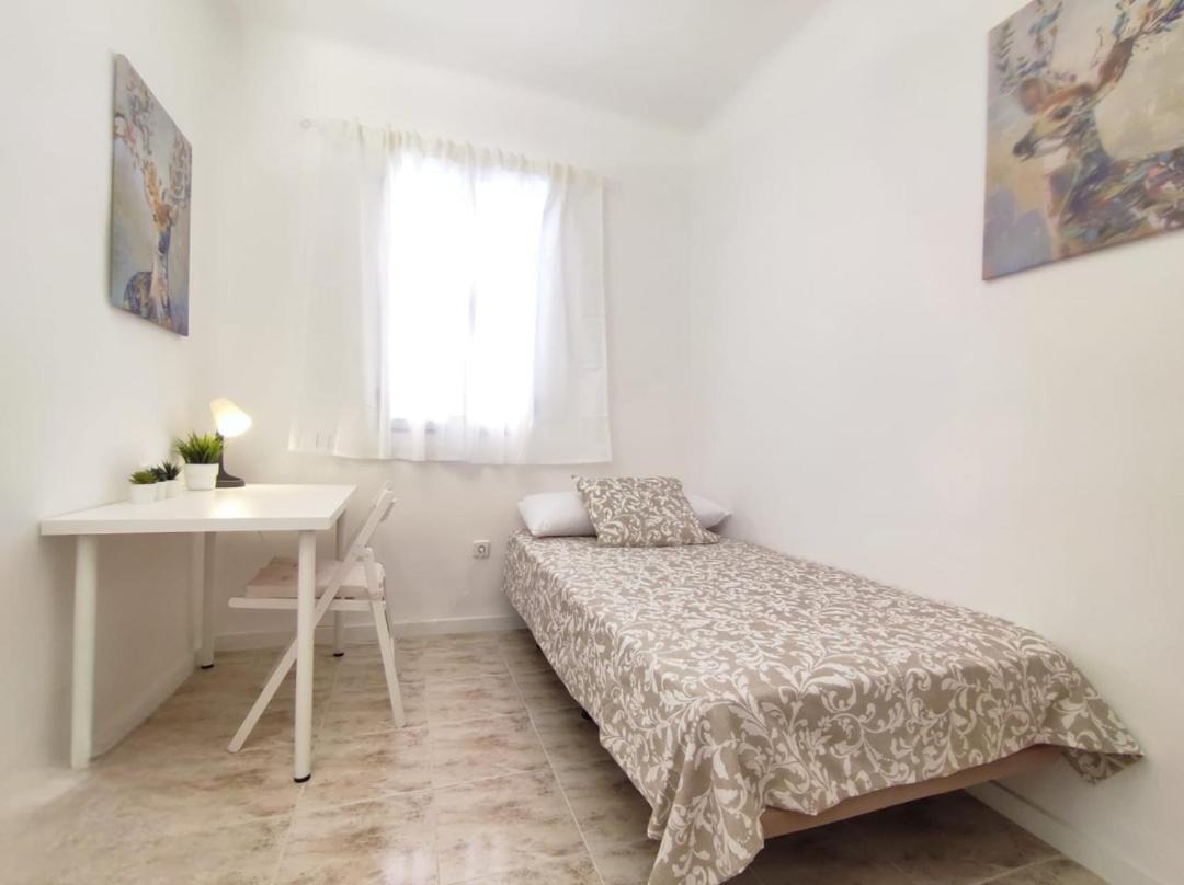 Cardenosa Habitaciones Madrid Exterior photo